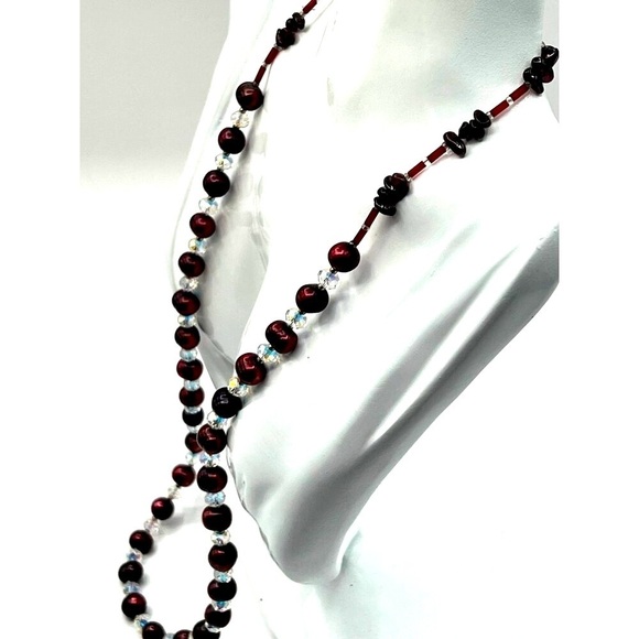Vintage Beaded Necklace With Red & Clear Glass Beads - Picture 3 of 8